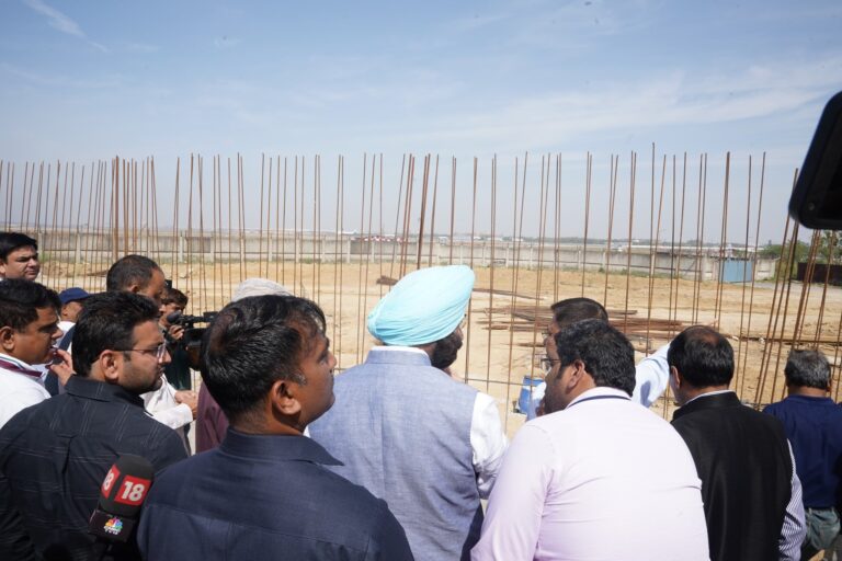 Delhi Minister Sirsa Calls for Enhanced Dust Control and Traffic Diversions to Improve Air Quality