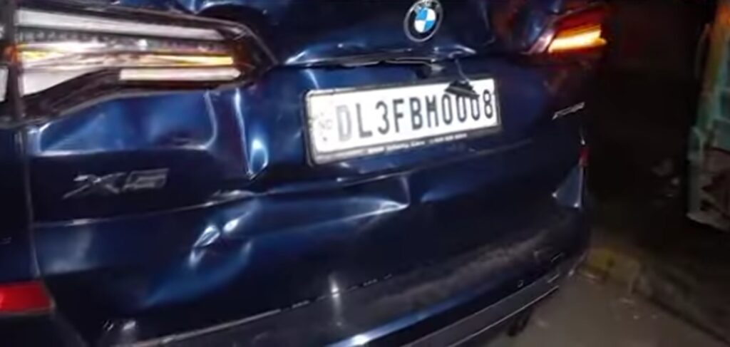 Delhi BMW Accident: Finance Ministry Deputy Secretary Navjot Singh Killed, Wife Critical After Speeding Car Hits Bike at Dhaula Kuan