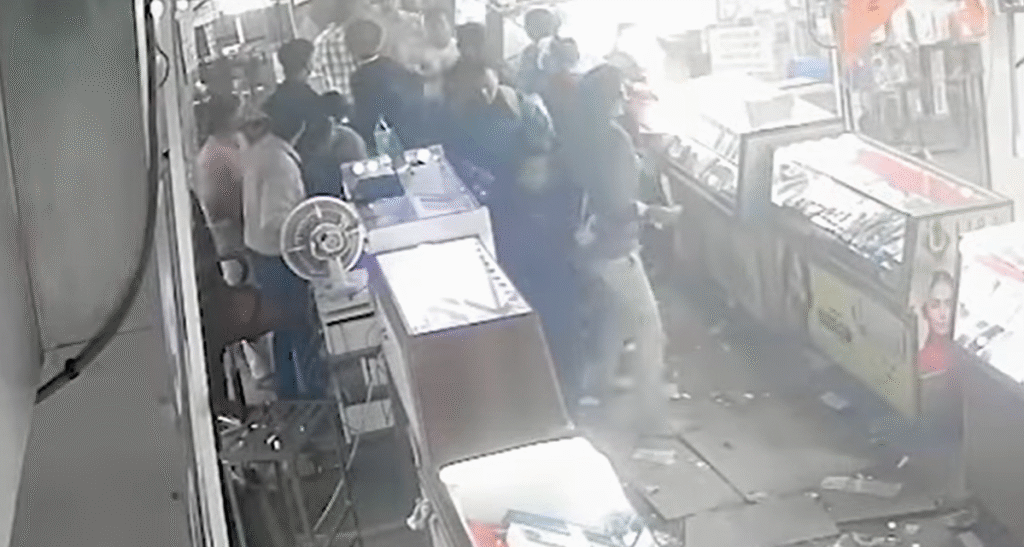 New CCTV Footage Reveals Panic Moments After Lal Qila Blast; Umar Identified as Key Suspect in Car Explosion