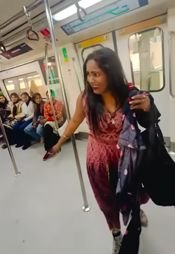 Delhi Metro Turns Into Reel Studio: Woman’s Risky Stunt Shocks Commuters
