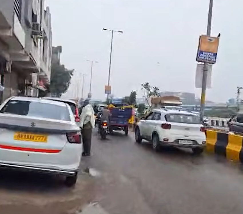 Demolition Notices Trigger Anxiety Among Residents in Shalimar Bagh Over Proposed Road Widening