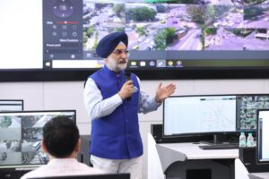 Delhi LG Taranjit Singh Sandhu Reviews Heatwave Action Plan at ICCC; Stresses Ground-Level Execution for Public Safety