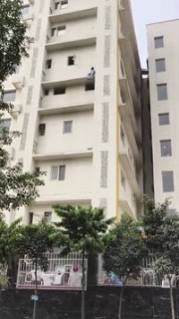 Panic at Karkardooma Hospital as Patient Threatens to Jump from Fifth Floor Balcony
