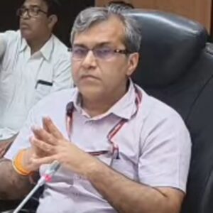 MCD Commissioner Sanjiv Khirwar Meets Civic Union Leaders, Debate Over Contract Workers and Payments