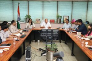 MCD Cracks Down on Poor Sanitation Ahead of Monsoon, Mayor Warns Officials and Private Agencies
