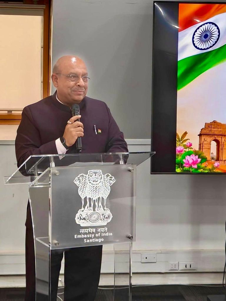 Vijender Gupta Invites Indian Families in Chile to Delhi Assembly, Urges Youth to Preserve Cultural Roots