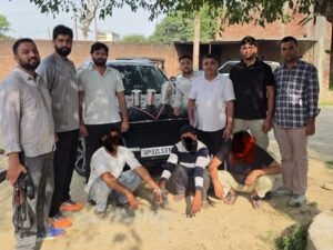 Rohini Police Seize 8.128 Kg Heroin, Arrest Seven in Interstate Drug Network Crackdown Rohini police personnel with detainees and seized items during the drug-network operation
