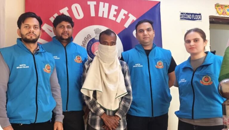 AATS East District personnel with the masked person apprehended in the alleged Saudi Riyal exchange cheating case