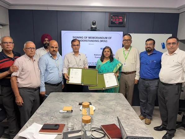 Tata Power-DDL and NCRTC representatives display the signed memorandum of understanding